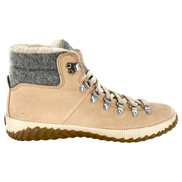 Sorel Out N About Plus Conquest Waterproof Boots - Picture 4 of 10